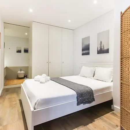 Estrela Delight By Homing *